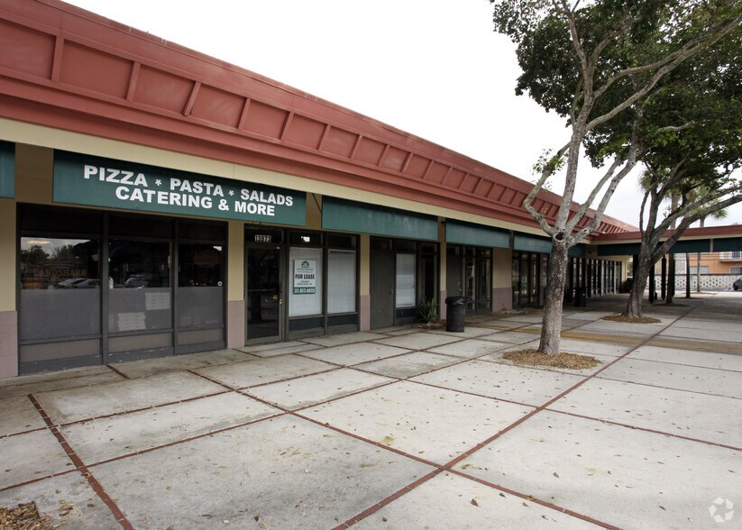 More Photos Of 13905-13975 NW 67th Ave, Miami Lakes General Retail For Lease