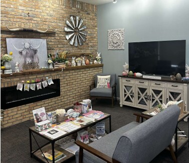 More Photos Of 108 Grove St, Eagle Medical For Sale