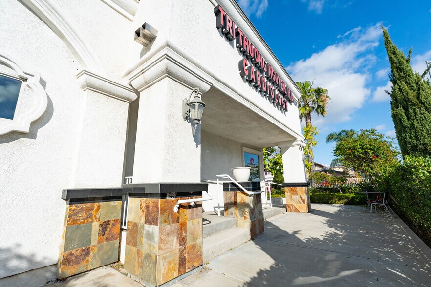 More Photos Of 4206 44th St, San Diego Healthcare For Sale