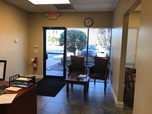 More Photos Of 3300 S Congress Ave, Boynton Beach Showroom For Lease