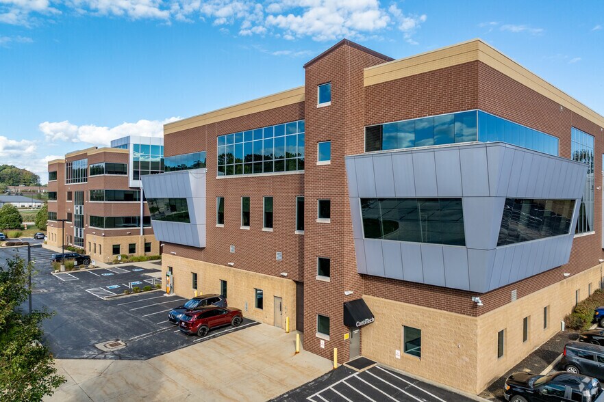 Primary Photo Of 703 S Cleveland Massillon Rd, Fairlawn Office For Lease