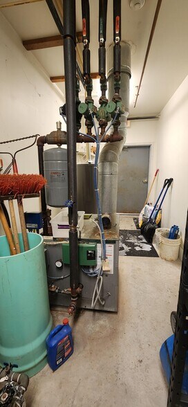 More Photos Of 129 Union City Rd, Prospect General Retail For Sale