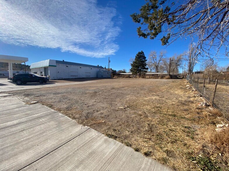 More Photos Of 925 Main St, Walsenburg Service Station For Sale