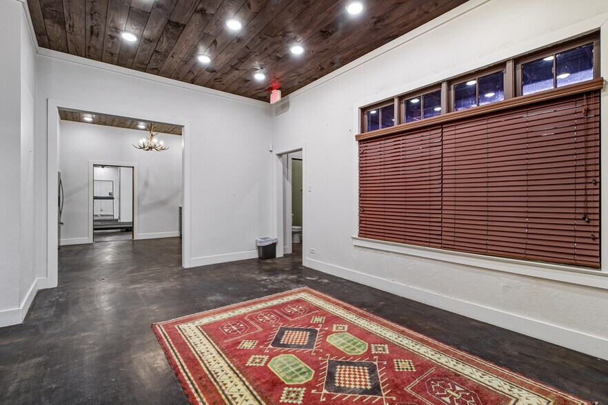 More Photos Of 1000 Louisville Ave, Monroe Office For Sale