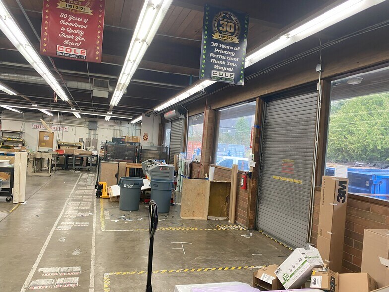 More Photos Of 4901 Center St, Tacoma Flex For Sale