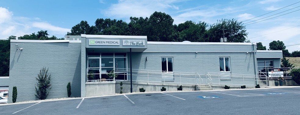 More Photos Of 330 E Park Dr, Harrisburg Warehouse For Lease