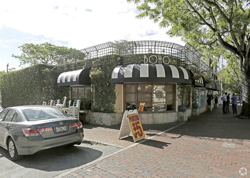 More Photos Of 3433-3437 Main Hwy, Miami Storefront For Lease