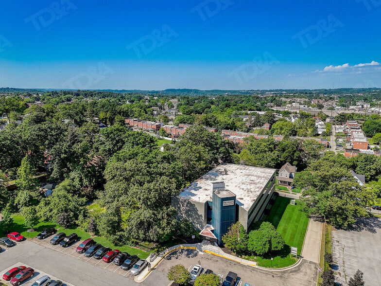 More Photos Of 1001 Pine Heights Ave, Baltimore Office For Sale