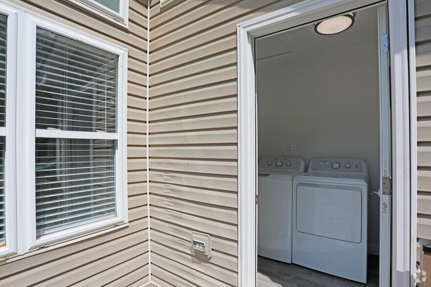 More Photos Of 1008 Rucker St, Greensboro Apartments For Sale