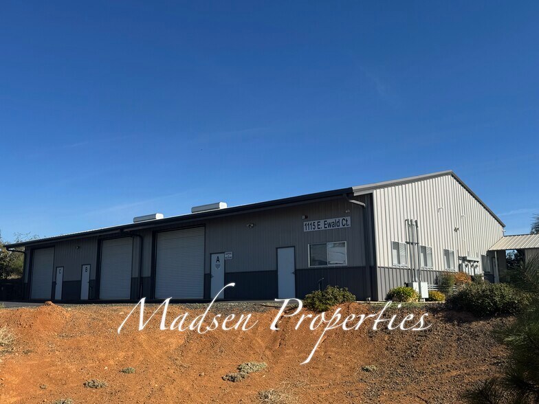 More Photos Of 1115 Ewald Ct, Paradise Manufacturing For Lease