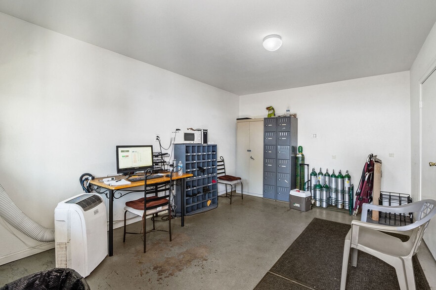 More Photos Of 484 E Redlands Blvd, San Bernardino Auto Repair For Sale