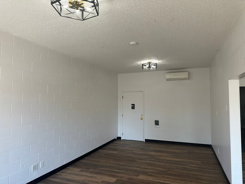 More Photos Of 510-520 Greenwood St, Junction City Restaurant For Sale