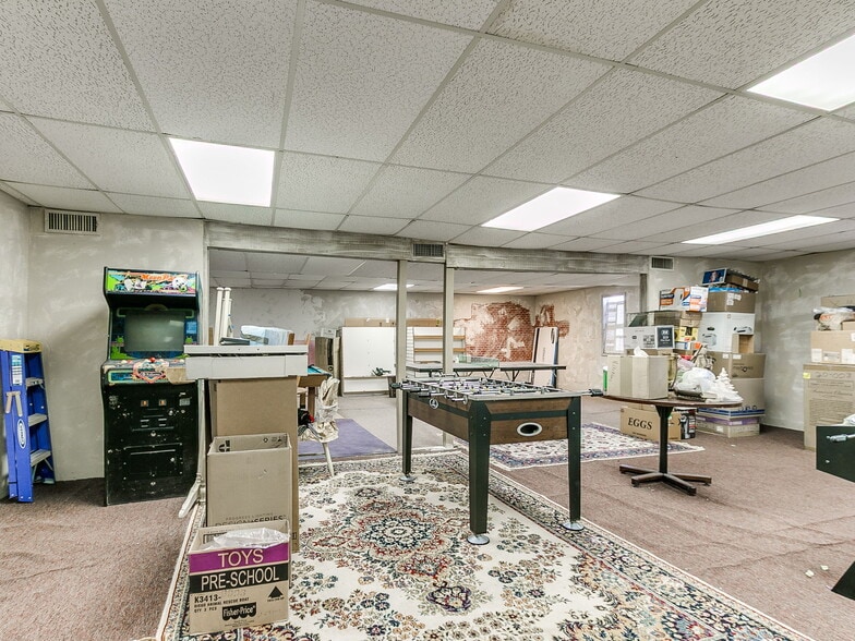More Photos Of 809 SW 4th St, Moore Religious Facility For Sale
