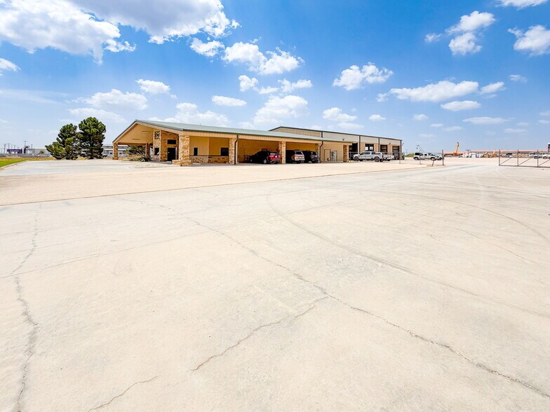 More Photos Of 1010 S FM 1788, Midland Service For Lease