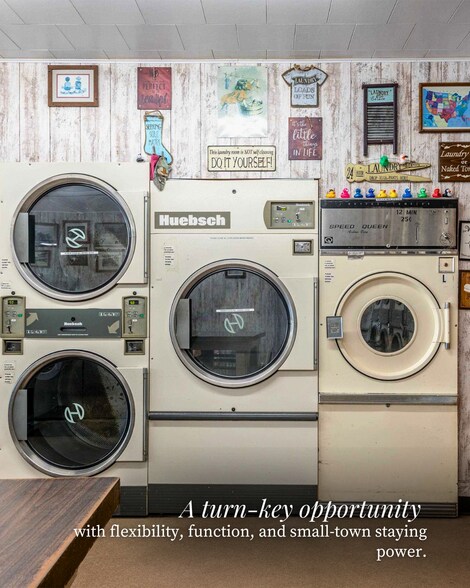 More Photos Of 113 Pine River St, Redgranite Service Station For Sale