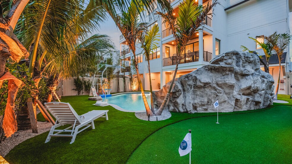 More Photos Of , Siesta Key Multifamily For Sale