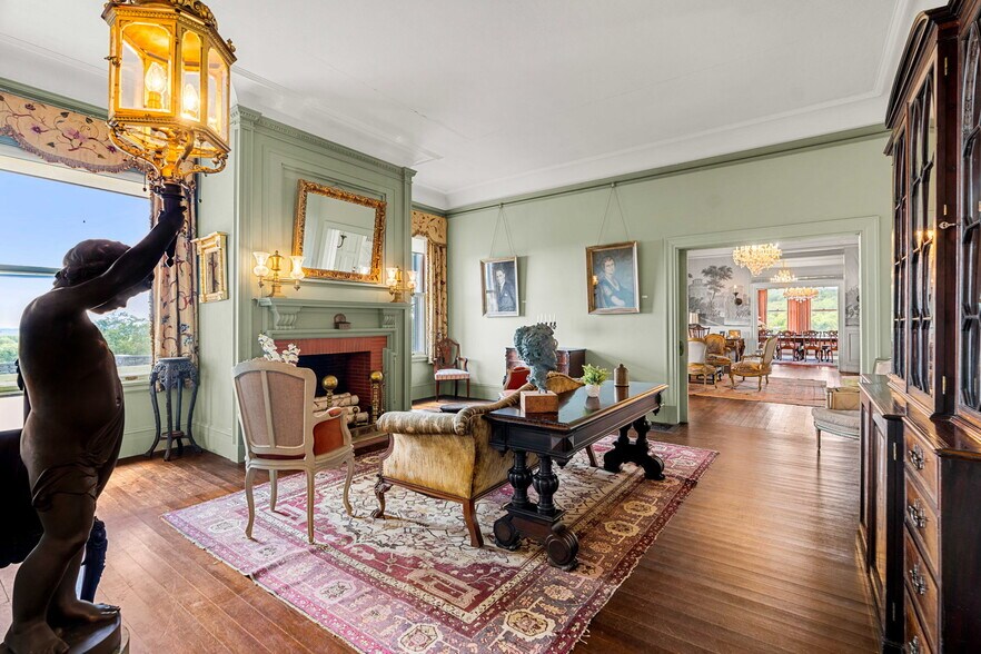 More Photos Of 4 Windmill Hill rd, Dublin Specialty For Sale