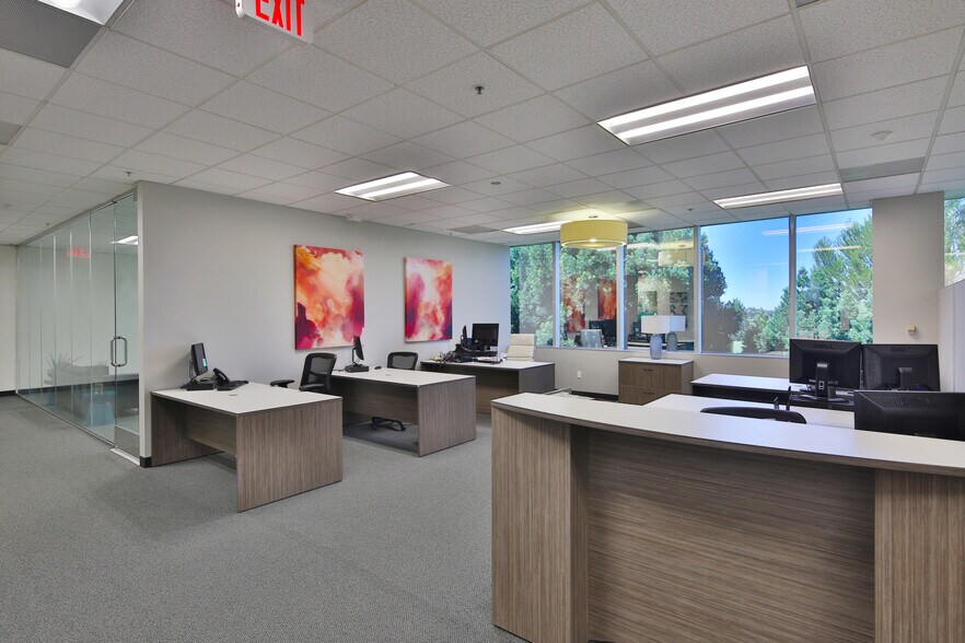 More Photos Of 3350 Shelby St, Ontario Office For Lease