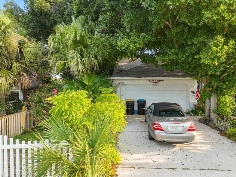 More Photos Of 1490 Emerson Dr Ne, Palm Bay Office Residential For Sale