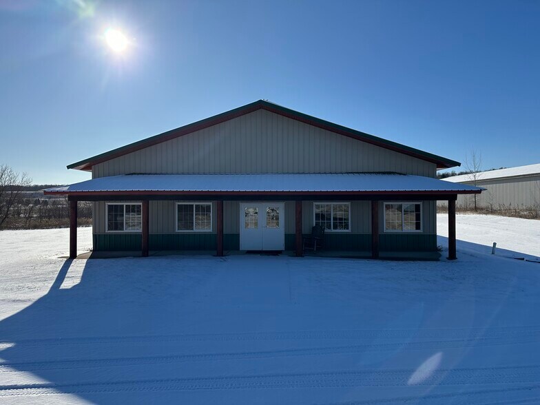 More Photos Of 7435 Kent Ave, Eau Claire Flex For Lease