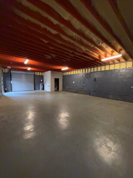 More Photos Of 1019 Lee St SW, Atlanta Freestanding For Lease