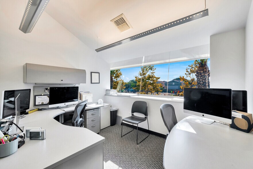 More Photos Of 24691 Del Prado Ave, Dana Point Freestanding For Sale