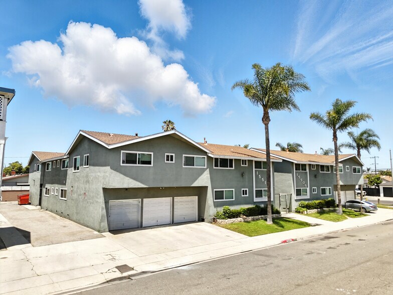 More Photos Of 15505 S Budlong Pl, Gardena Apartments For Sale