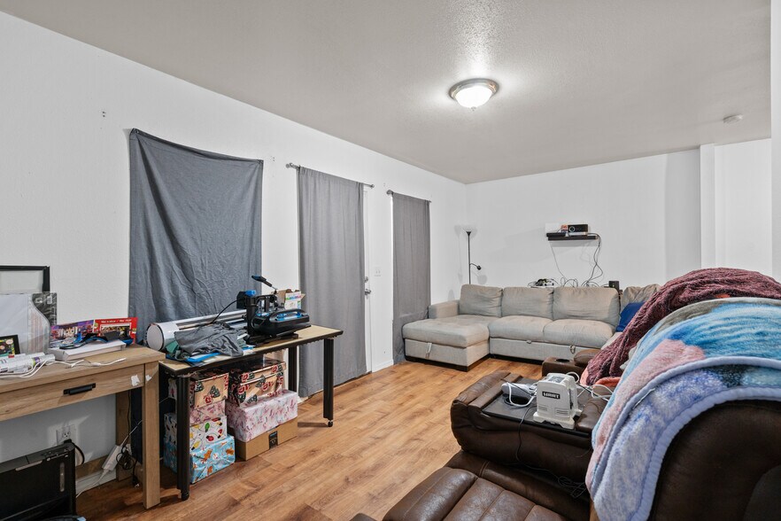 More Photos Of 140 S Chase St, Heppner Apartments For Sale