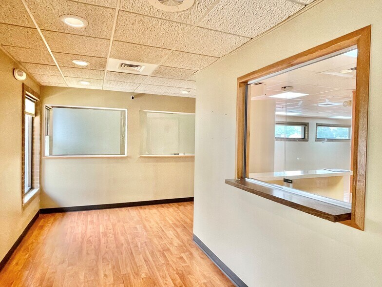 More Photos Of , Merrillville Office For Sale
