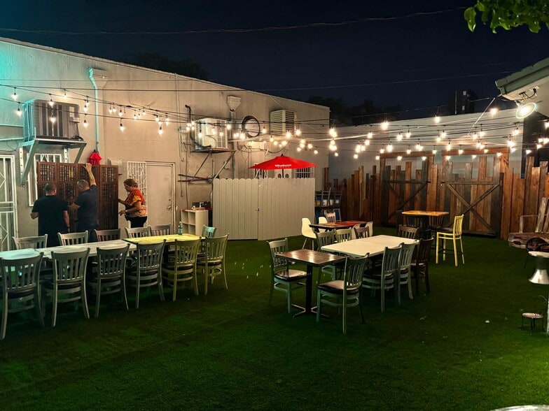 More Photos Of 1652 SW 8th St, Miami Restaurant For Sale