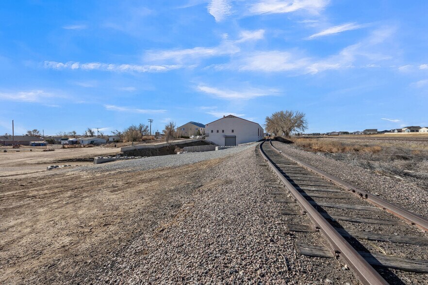 More Photos Of 525 E Railroad Ave, Keenesburg Warehouse For Lease