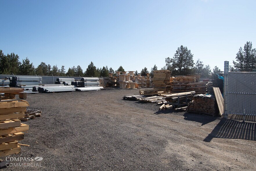 More Photos Of 3525 SW Empire Dr, Prineville Warehouse For Lease