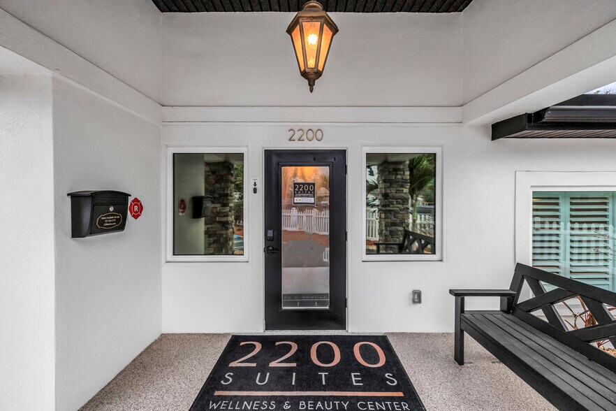 More Photos Of 2200 49th St N, Saint Petersburg Medical For Sale