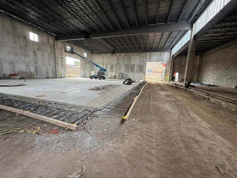 More Photos Of 5901 Foster Ave, Brooklyn Warehouse For Lease