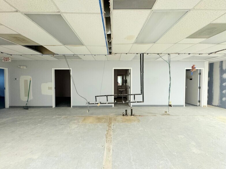More Photos Of 1239 Taney st, Philadelphia Healthcare For Lease