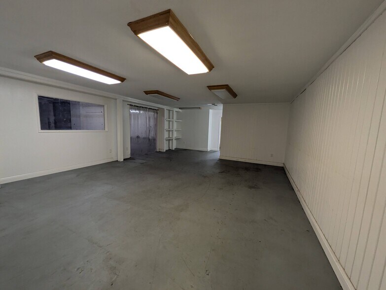 More Photos Of 249 Victoria St, Gardena Warehouse For Lease