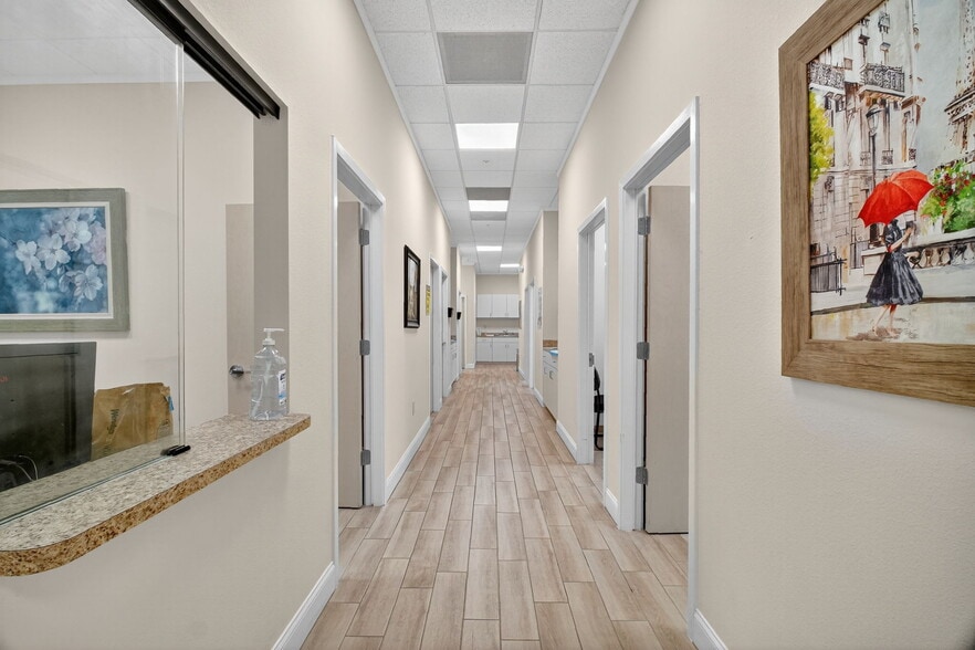 More Photos Of 1511 Buenos Aires Blvd, Lady Lake Funeral Home For Lease