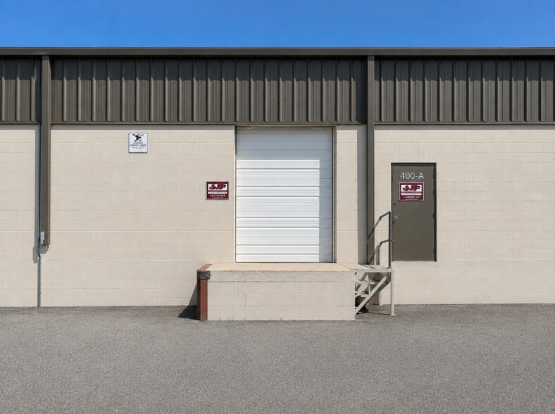 More Photos Of 2969 Armory Dr, Nashville Light Distribution For Lease