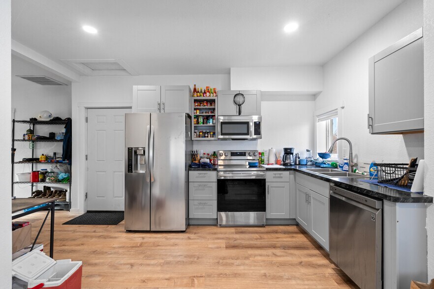 More Photos Of 105 Arcade, Lexington Apartments For Sale