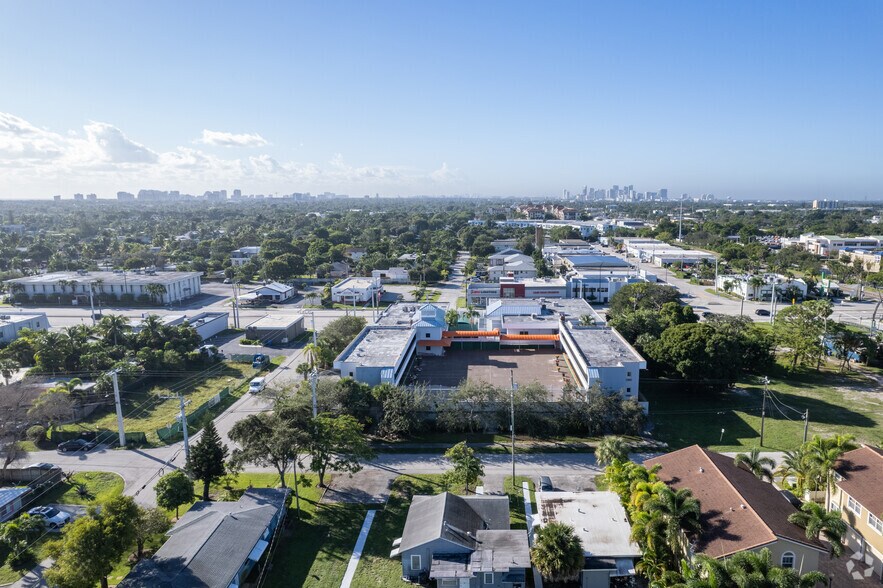 More Photos Of 1299 E Oakland Park Blvd, Oakland Park Office For Sale