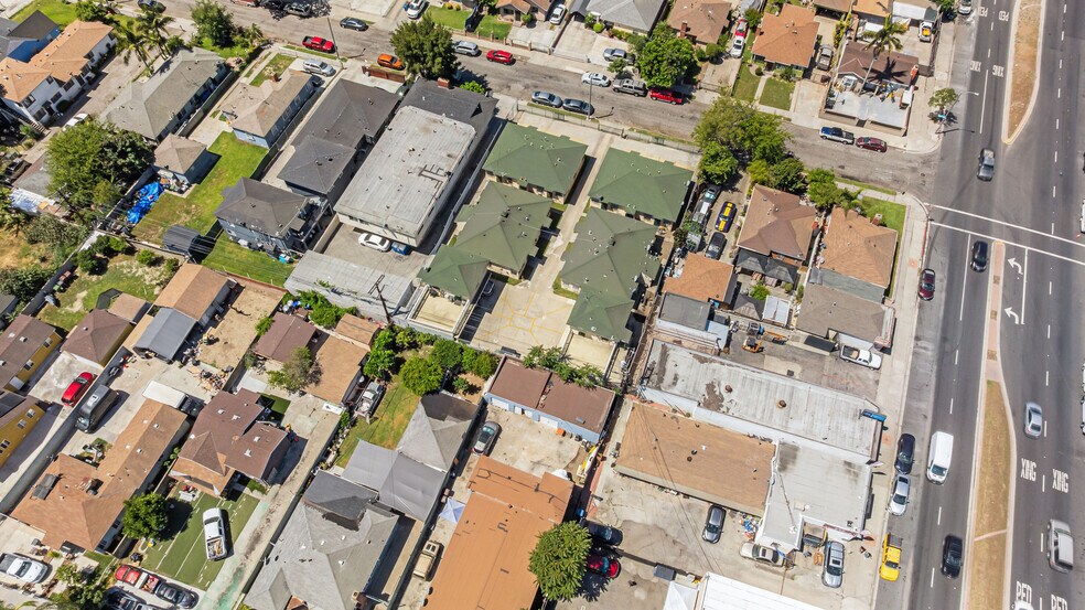 More Photos Of 1000 N Sloan Ave, Compton Multifamily For Sale