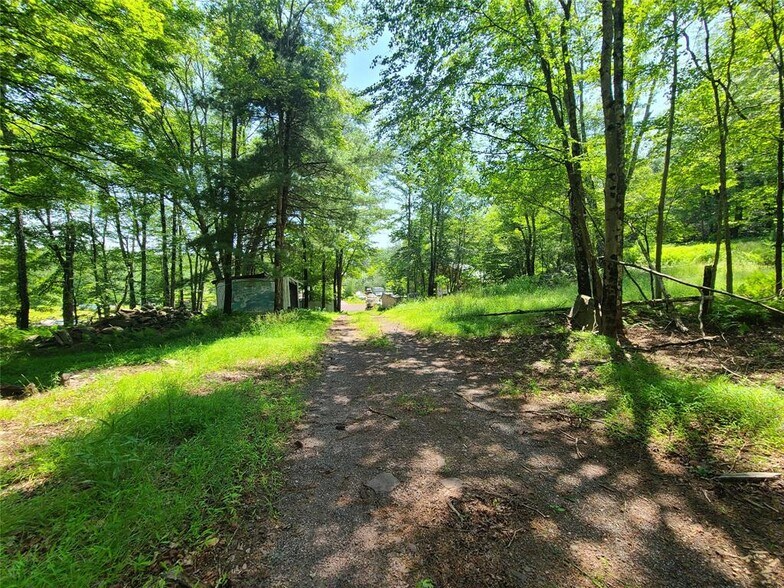 More Photos Of 41 Martin Ln, Mongaup Valley Service For Sale