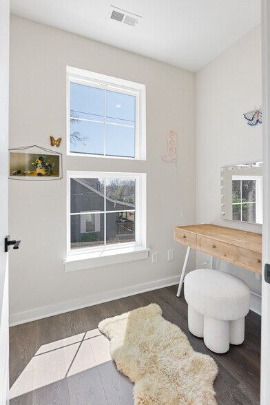 More Photos Of 1233 Lischey Ave, Nashville Apartments For Sale