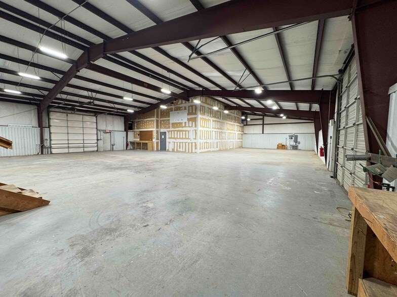 More Photos Of 2912 N Shields Blvd, Moore Manufacturing For Lease