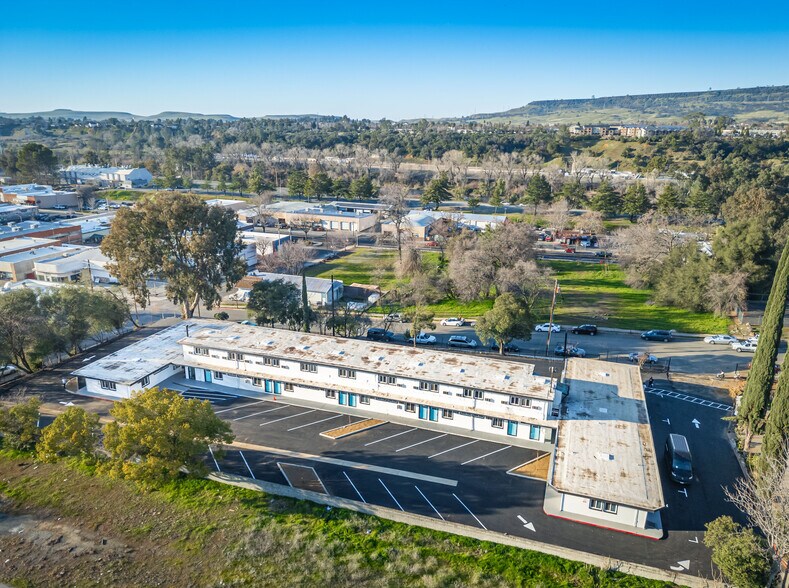 More Photos Of 2255 Bird St, Oroville Apartments For Sale