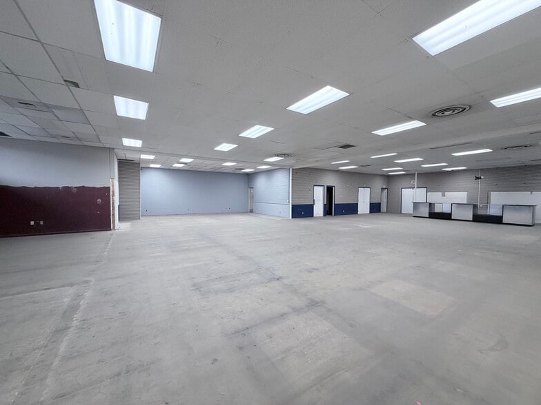 More Photos Of 155 S Pine St, Spokane Warehouse For Sale