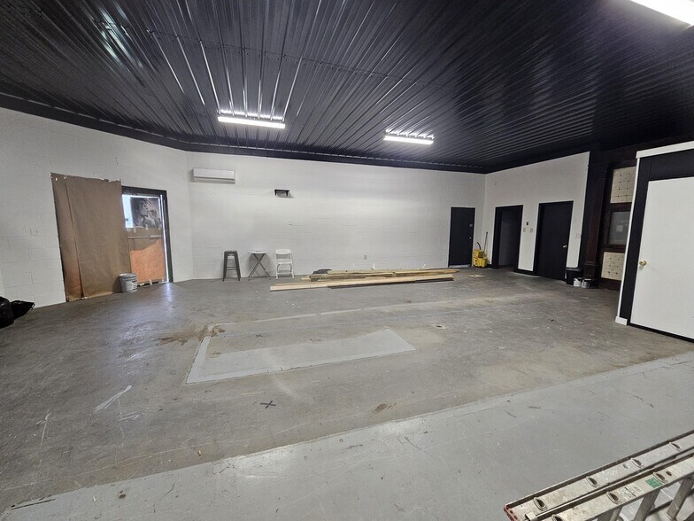 More Photos Of 419 N Home St, Union City Loft Creative Space For Sale
