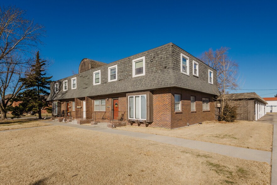 More Photos Of 3102 Sierra Pky, Hutchinson Apartments For Sale