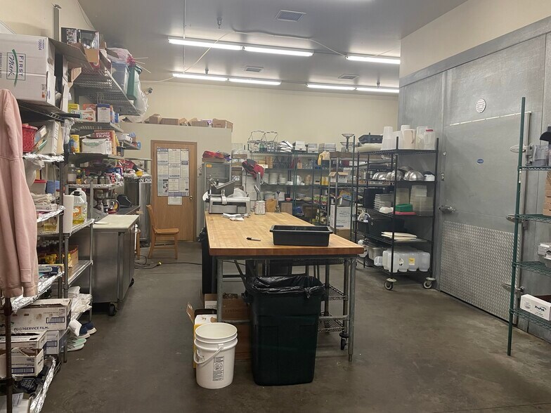 More Photos Of 123 A St, Mc Gregor Restaurant For Lease