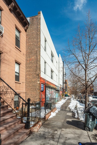 More Photos Of 446 Franklin Ave, Brooklyn Apartments For Sale